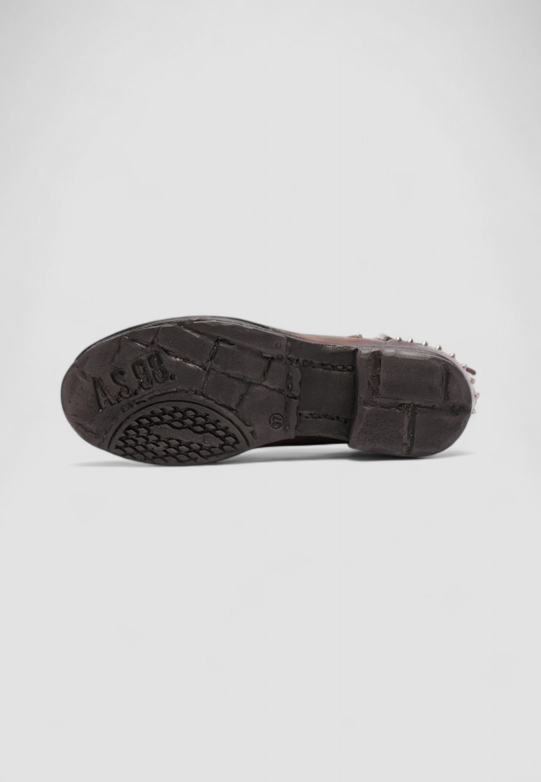 BOTIN GUNS CAFÉ OSCURO