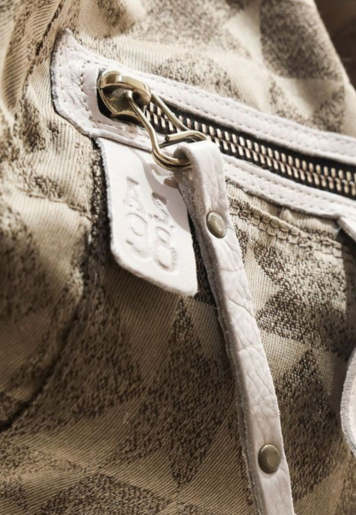 MOCHILA MARA SILK