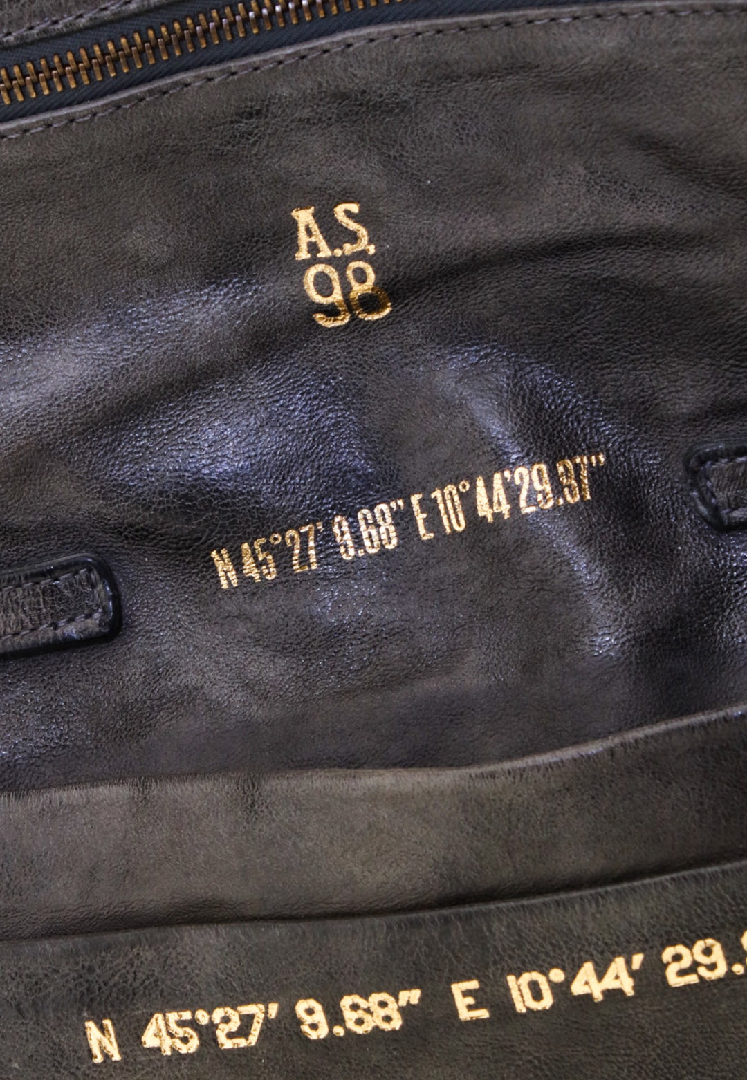 CARTERA LEAH BASALTO