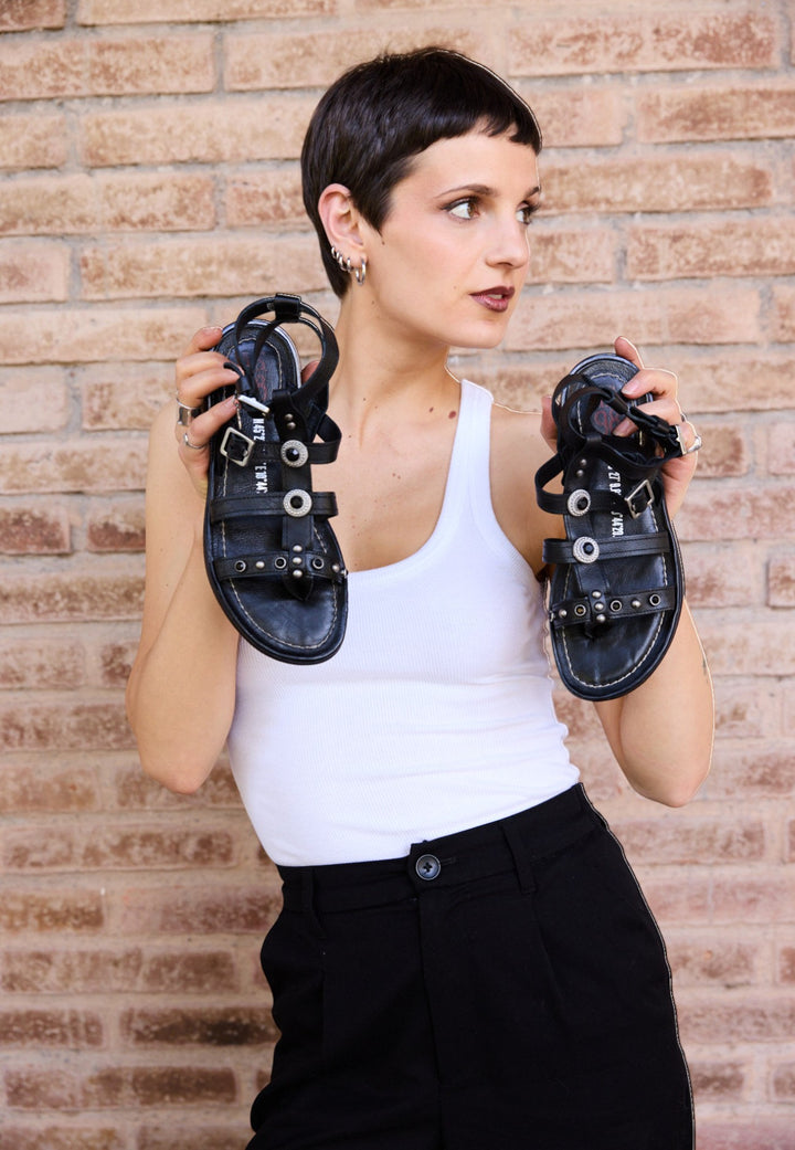 SANDALIA BEE NEGRO