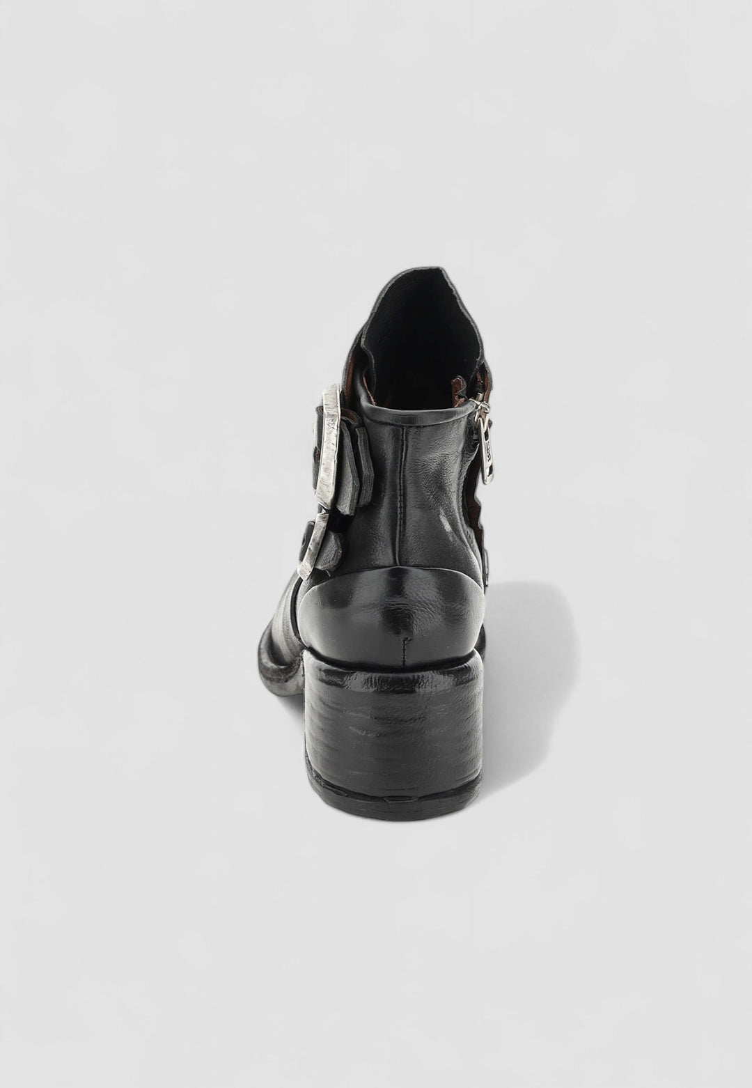 BOTIN CURE NEGRO