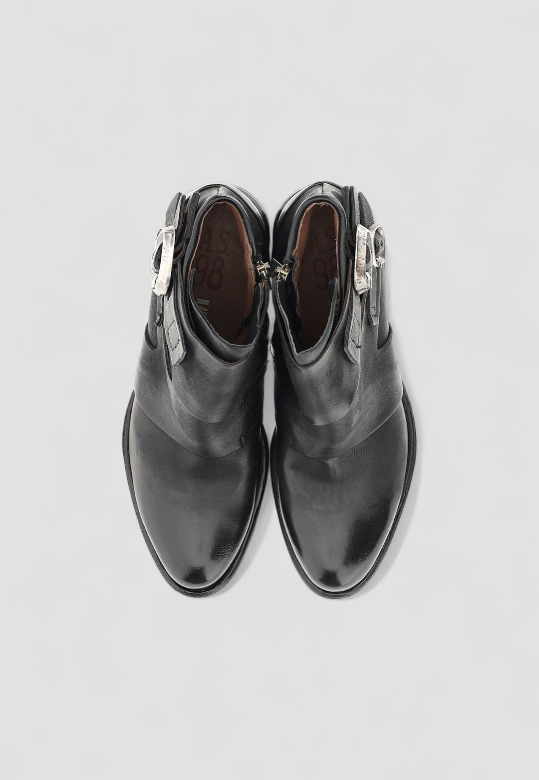 BOTIN CURE NEGRO