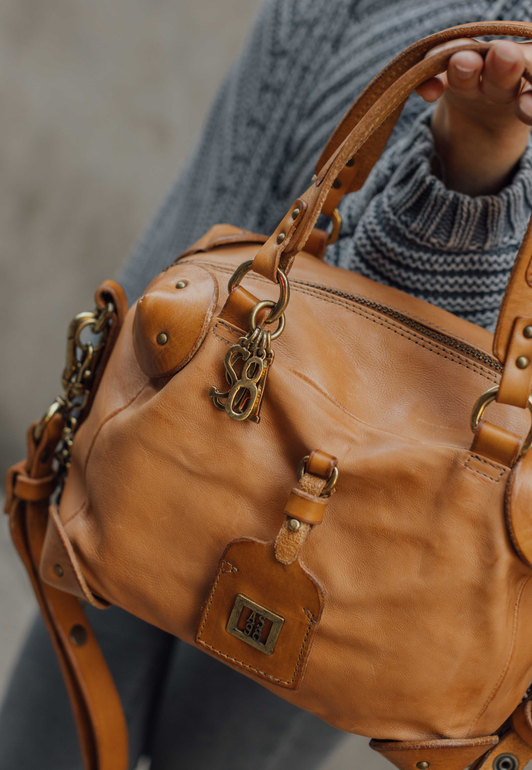 CARTERA KATE CAMEL