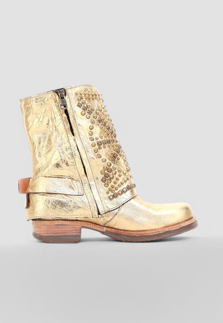 Stars Gold