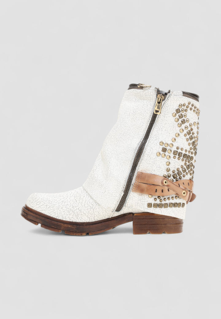 BOTIN BLUR BLANCO