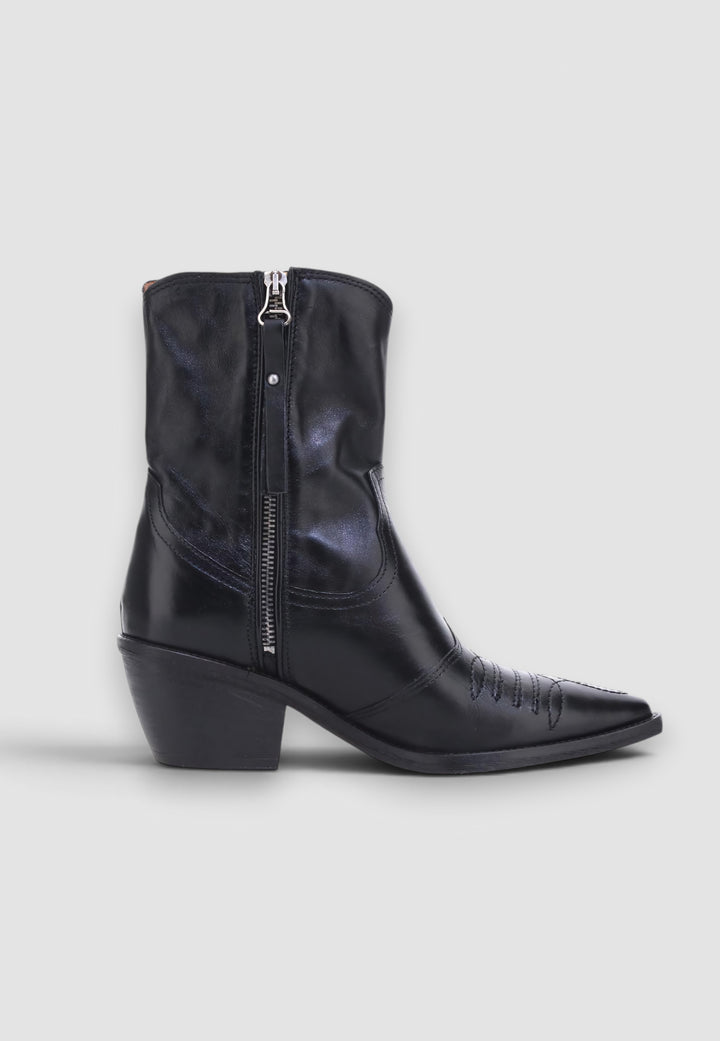 BOTIN CARLSON NEGRO