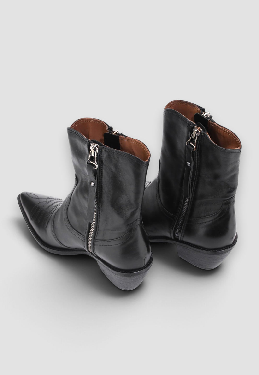 BOTIN CARLSON NEGRO