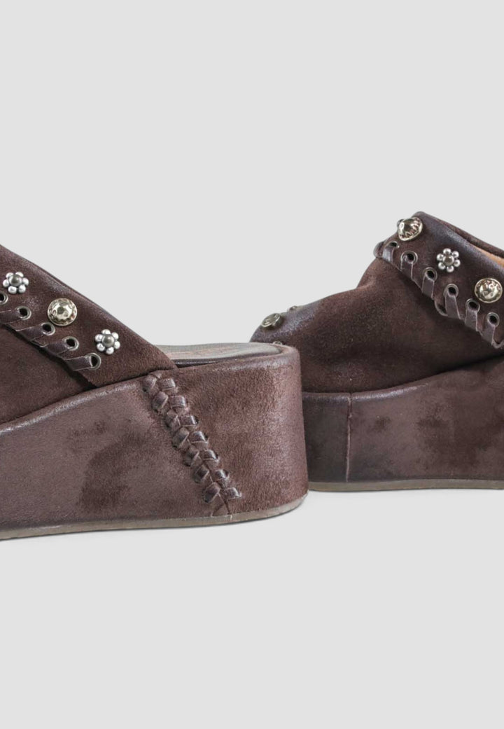 MULE MEHARA EBANO