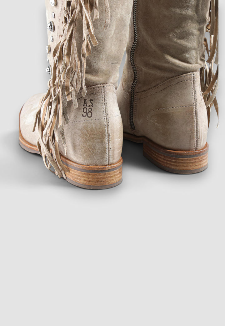 BOTA ILLA CARTON