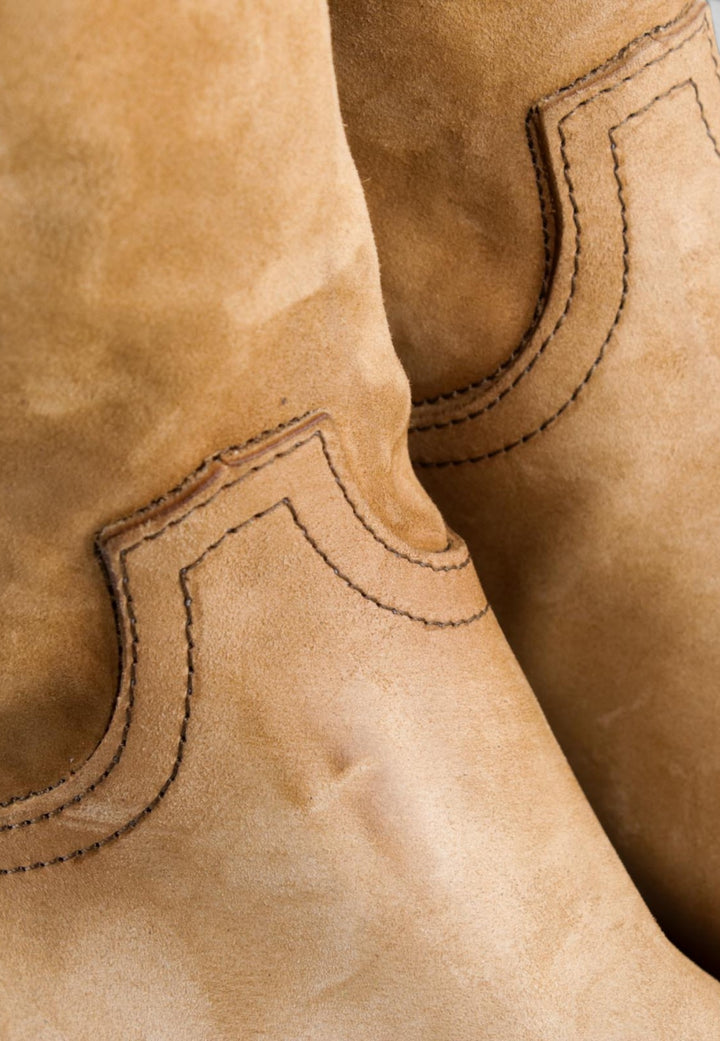 BOTA ILLA TIGER