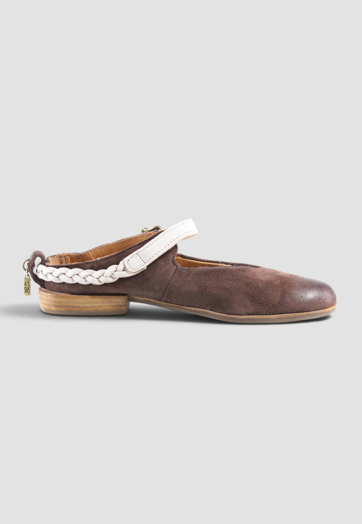 MOCASIN ZAILA EBANO