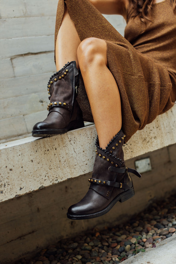 BOTIN RHAPSODY EBANO