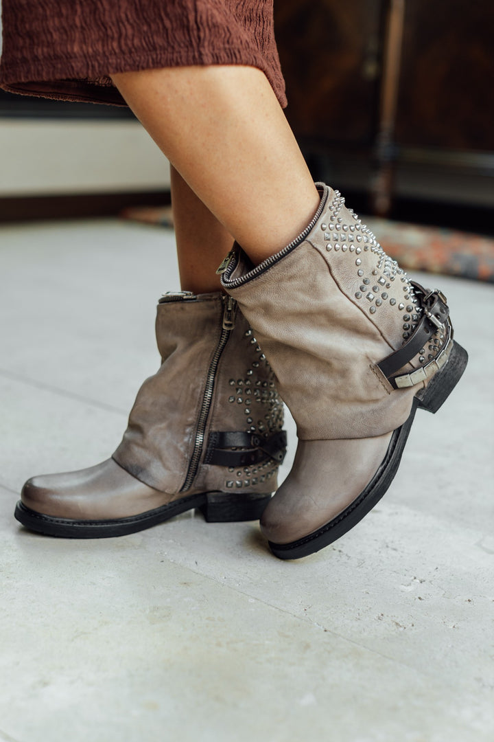 BOTIN BLUR CARTON