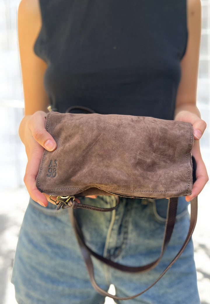 CARTERA MARGARET EBANO SUEDE