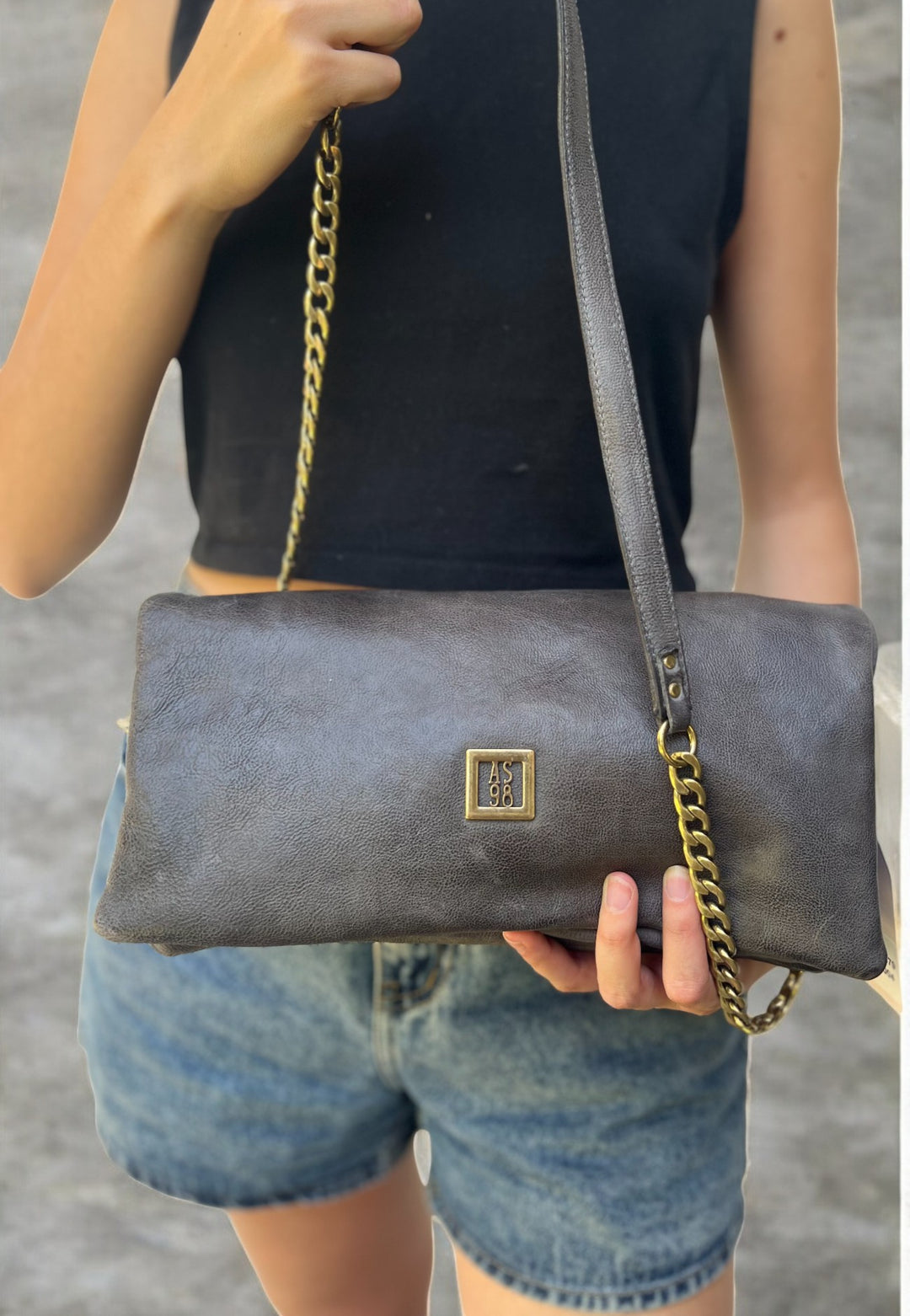 CARTERA LEAH BASALTO