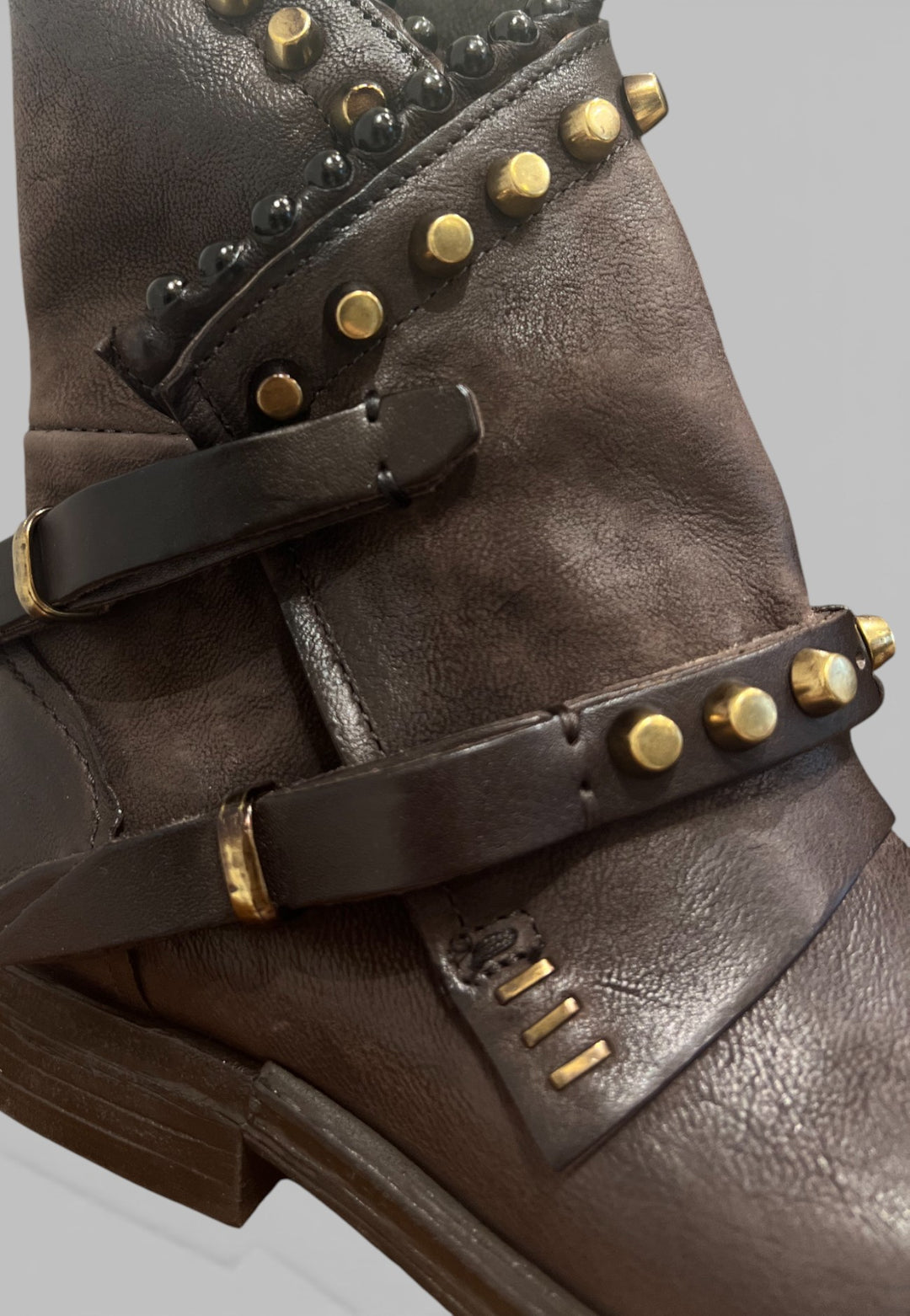 BOTIN RHAPSODY EBANO