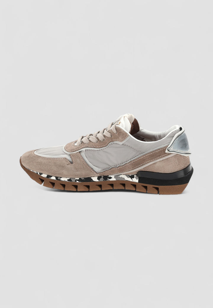 ZAPATILLA JET BEIGE