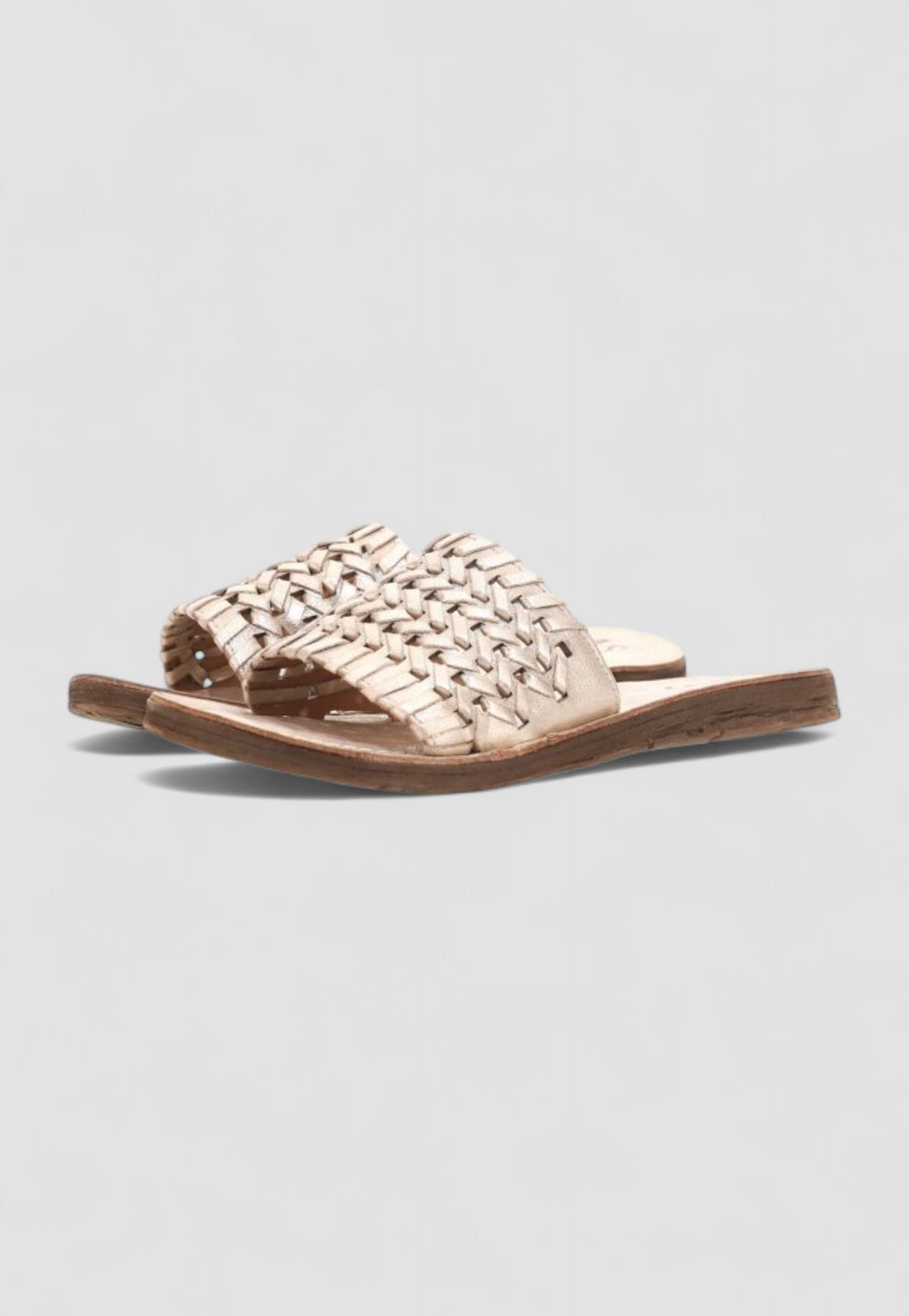 SANDALIA FLAT PLATINO
