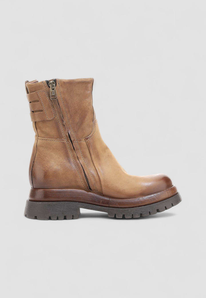 BOTIN DARREL DAINO
