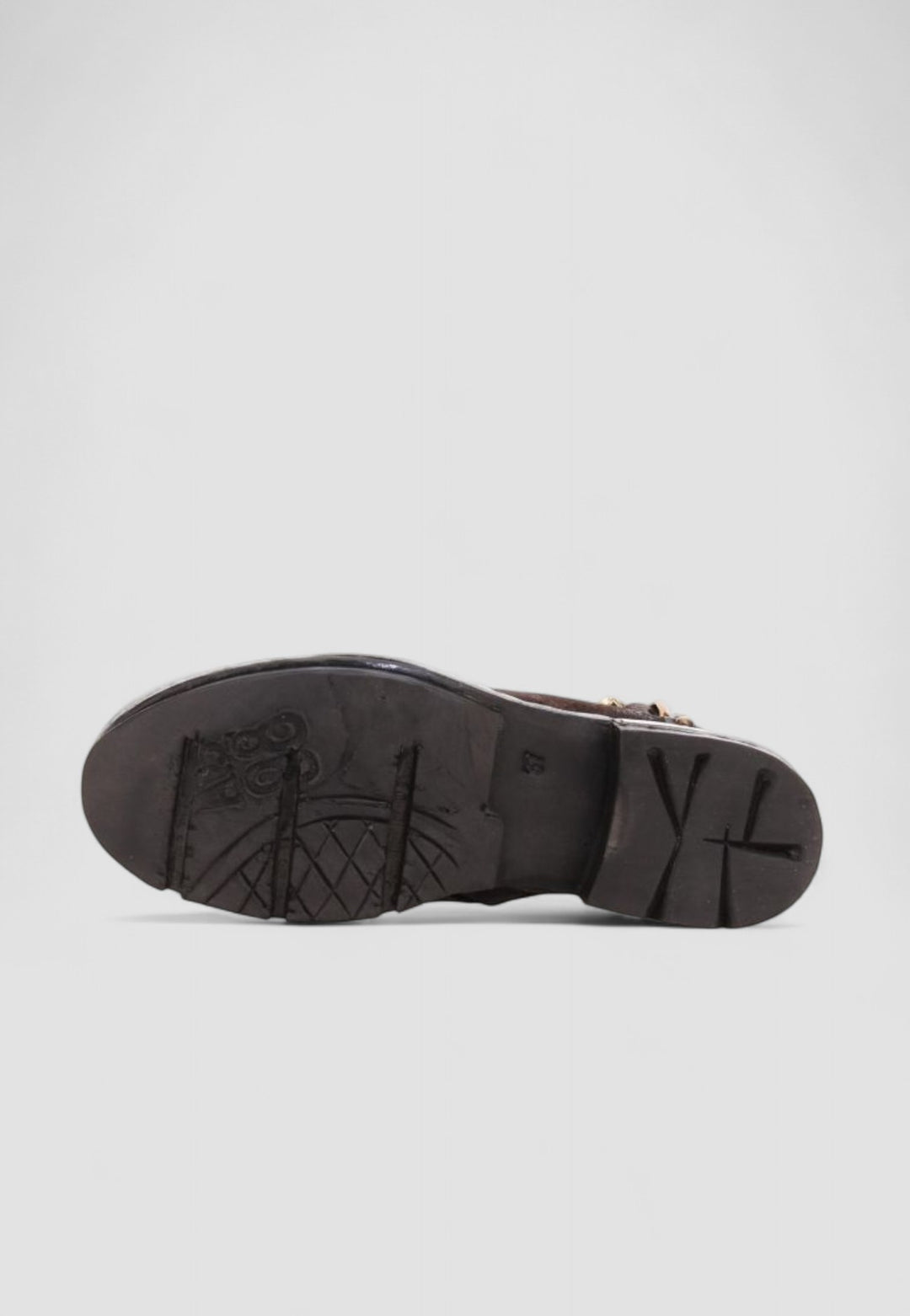 BOTIN COBAIN EBANO