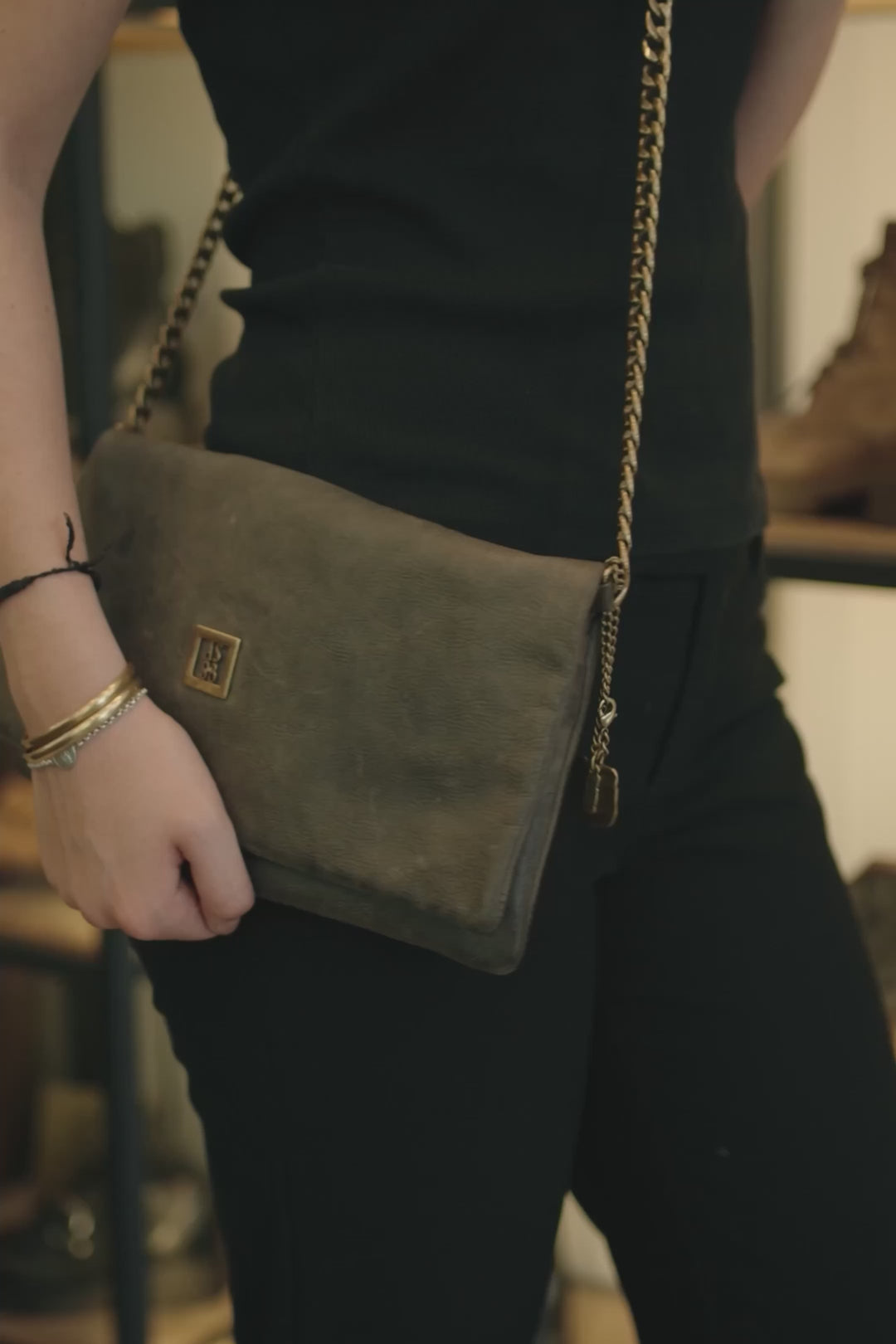 CARTERA LEAH BASALTO