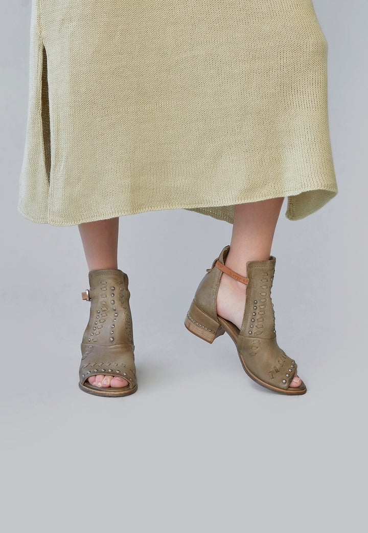 SANDALIA LAUPER TAUPE VERDE ÁFRICA