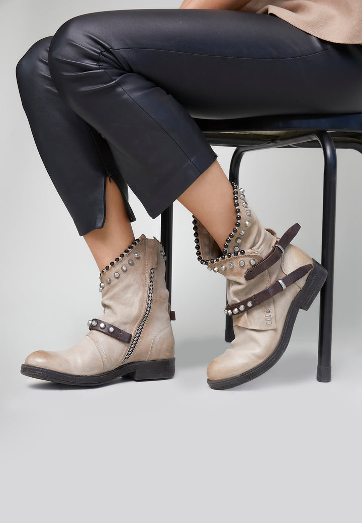 BOTIN RHAPSODY CARTÓN